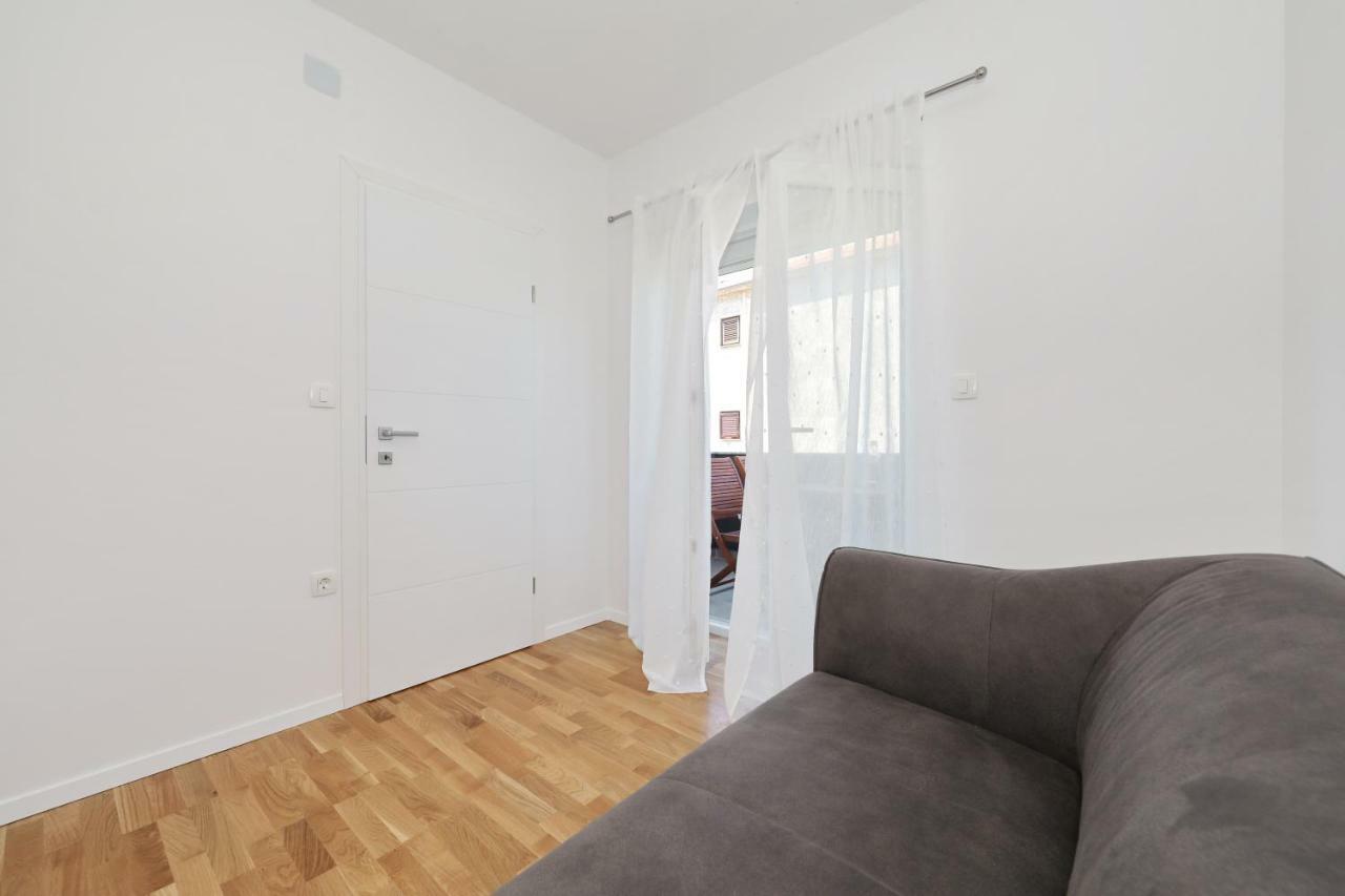 Apartmani Marta Задар Екстериор снимка